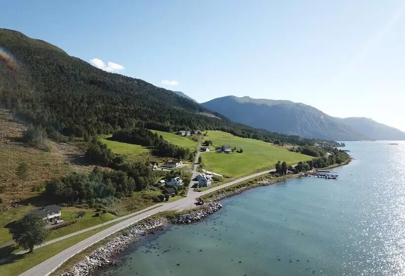 Eidsvåg Fjordhotell
