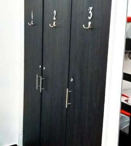 Esmed Estación Medellín Hostel