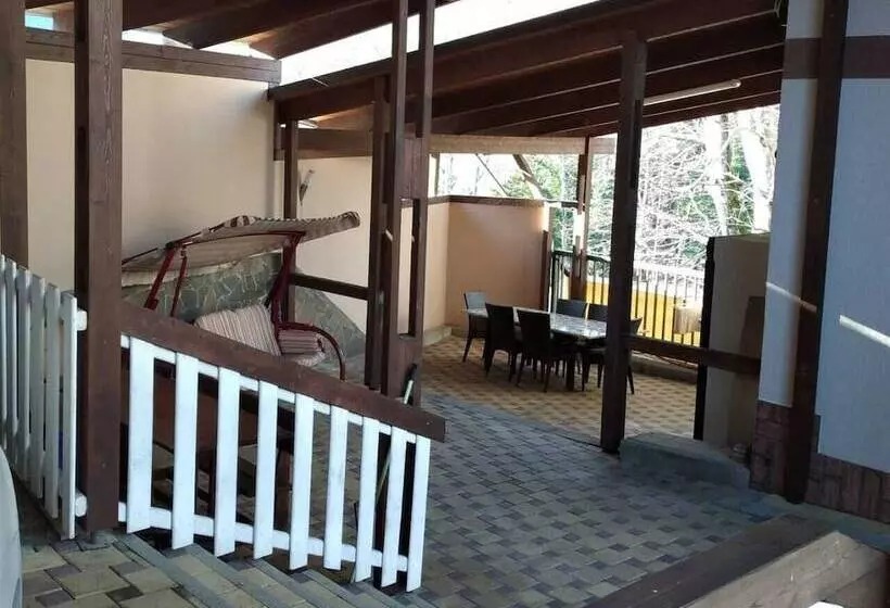 Hostel Villa Macesta