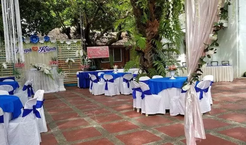 ホテル Buenavista Family Inn