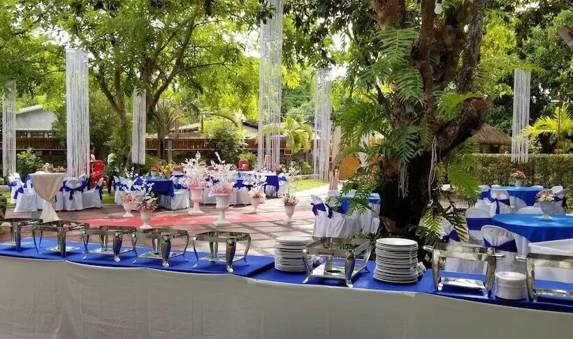 ホテル Buenavista Family Inn