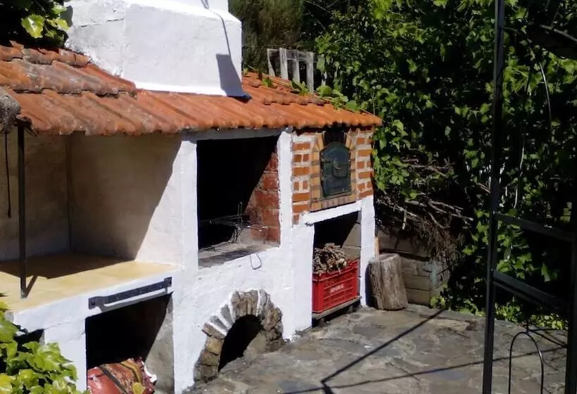 Hotelli El Condado Casa Rural