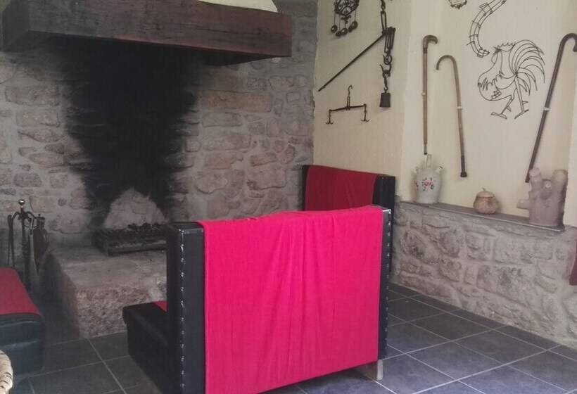 فندق El Condado Casa Rural