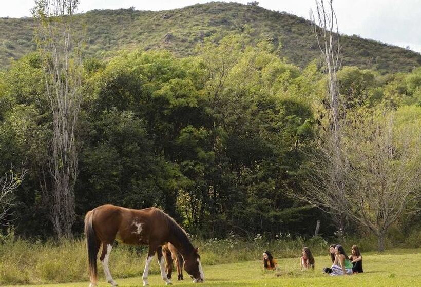 Отель Estancia La Ernestina