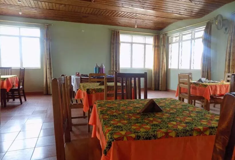 هتل Fort Coleb Guest House