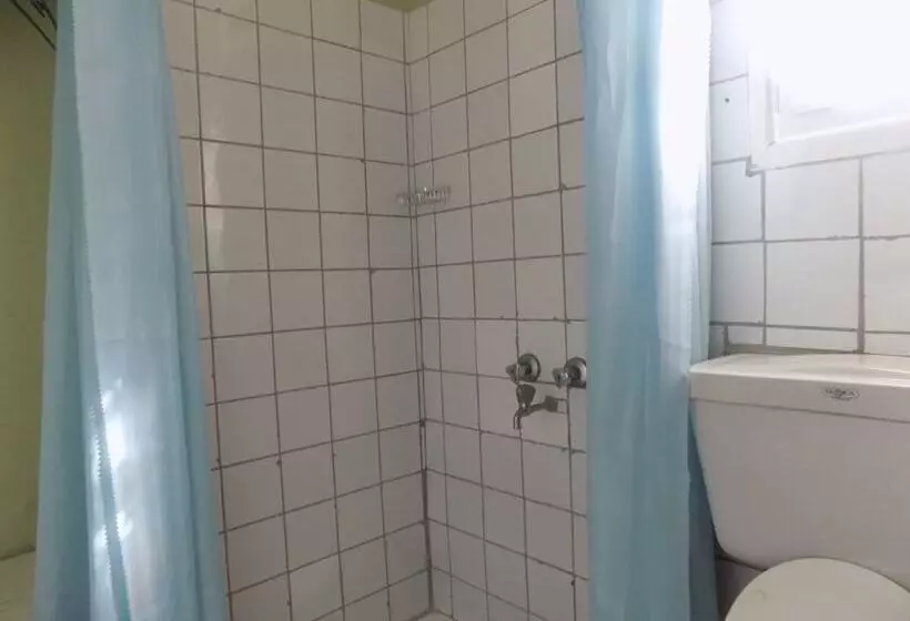 هتل Fort Coleb Guest House