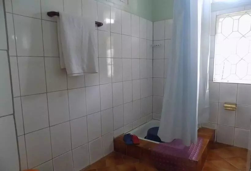 هتل Fort Coleb Guest House