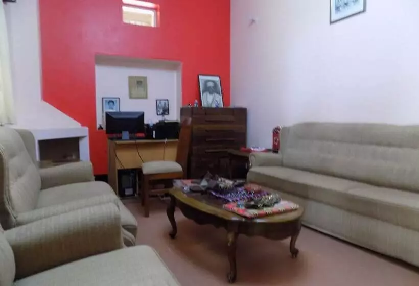 هتل Fort Coleb Guest House