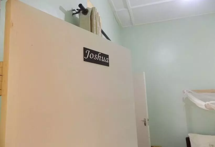 هتل Fort Coleb Guest House