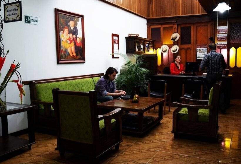 هتل Hospedaje Casa Real