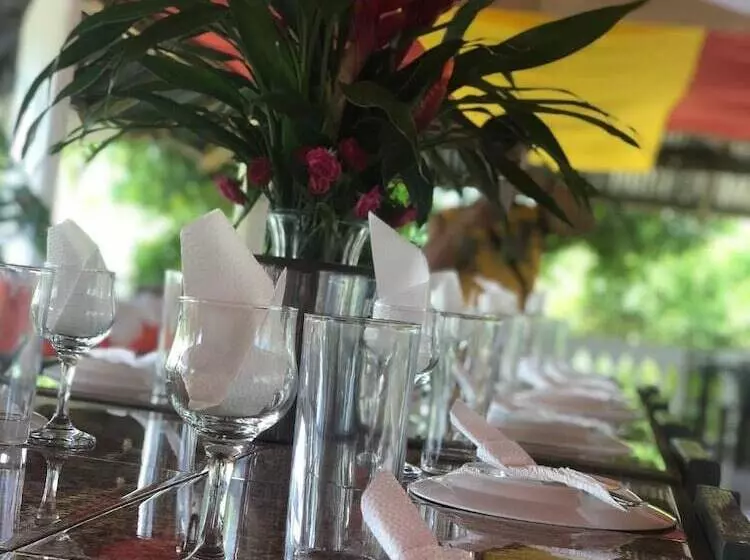 Hotelli Jupiter S Garden Resort