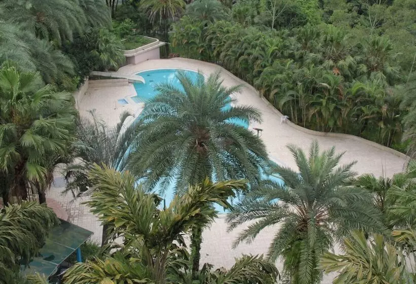 هتل Life Leisure Resort