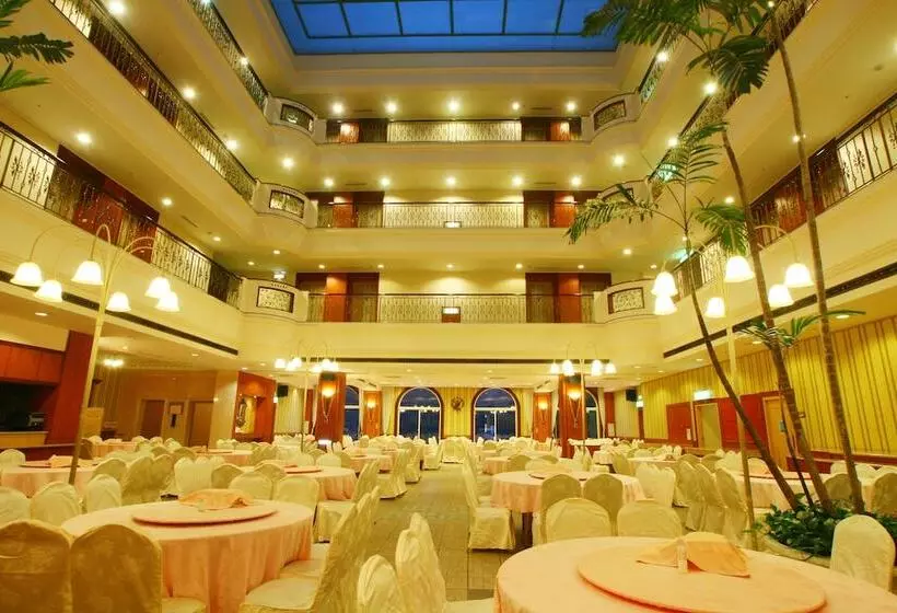 هتل Life Leisure Resort