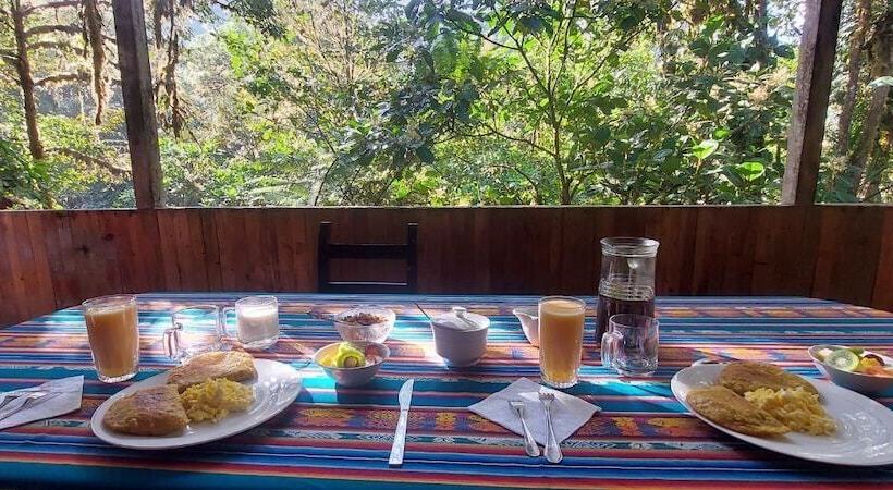 Otel Mindo Loma Bird Lodge