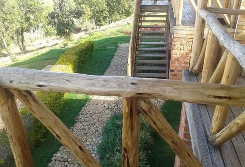 هتل Rihuja Safari Lodge