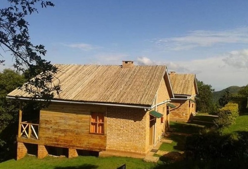 هتل Rihuja Safari Lodge