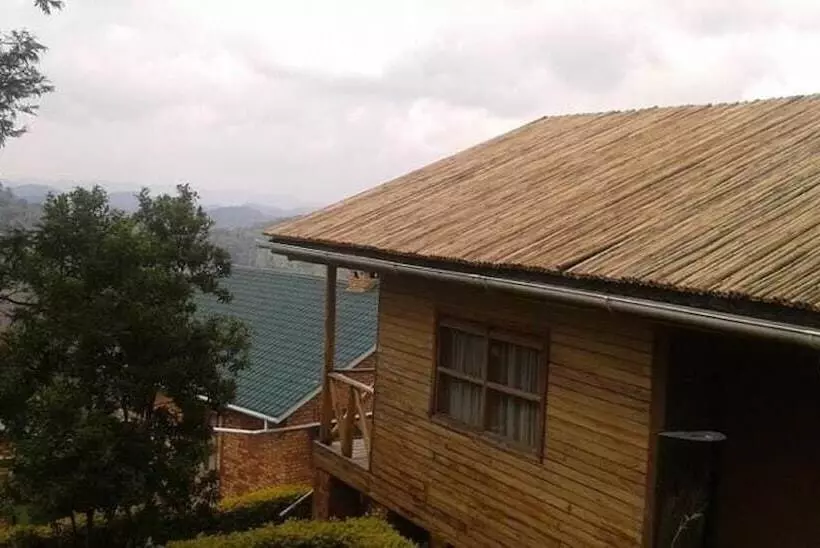 هتل Rihuja Safari Lodge