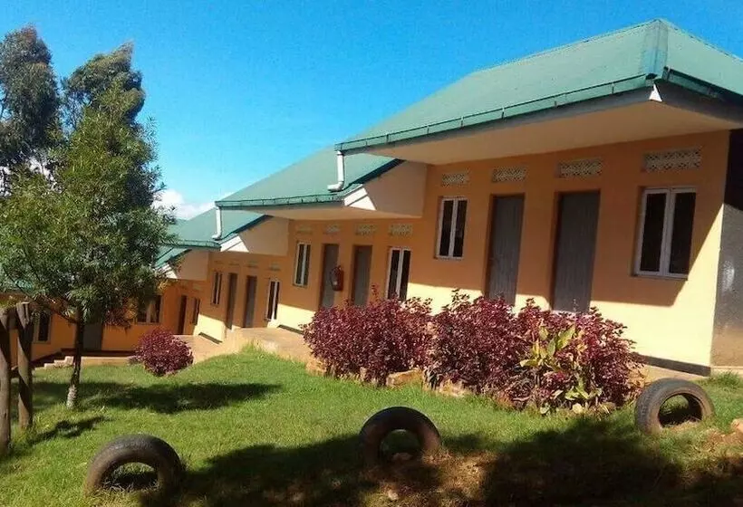 هتل Rihuja Safari Lodge