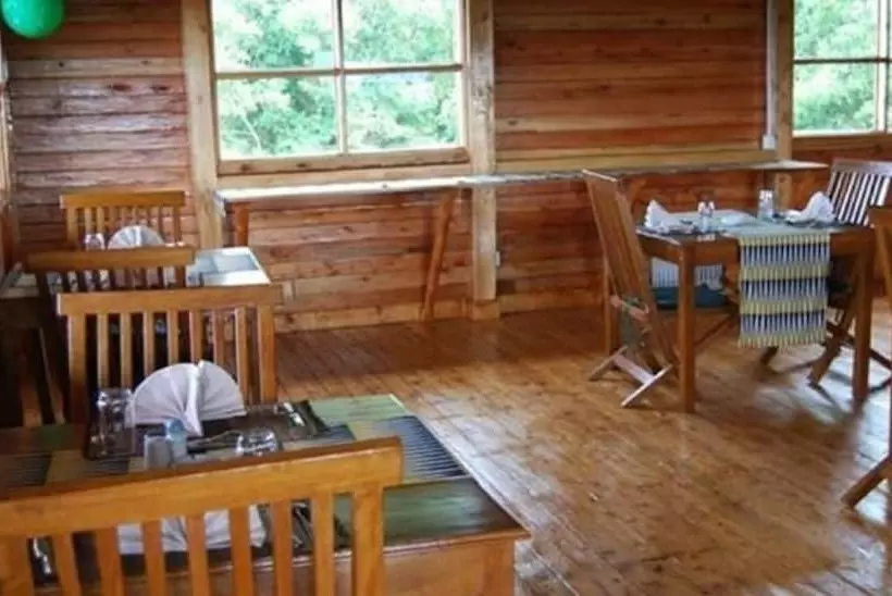 هتل Rihuja Safari Lodge