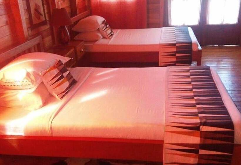 هتل Rihuja Safari Lodge