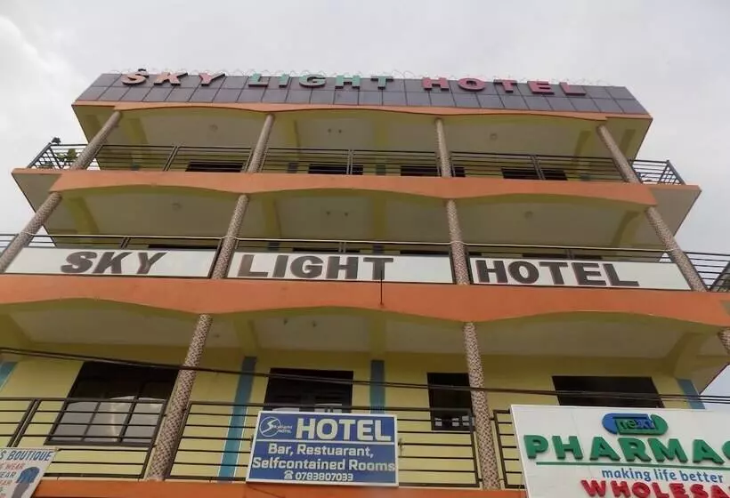 هتل Sky Light