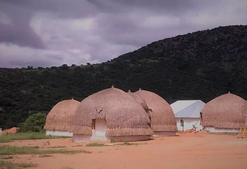 هتل Swazi Dreams Nqabaneni Eco Volunteering