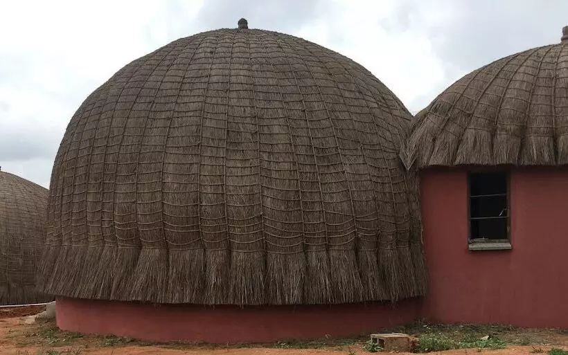 هتل Swazi Dreams Nqabaneni Eco Volunteering