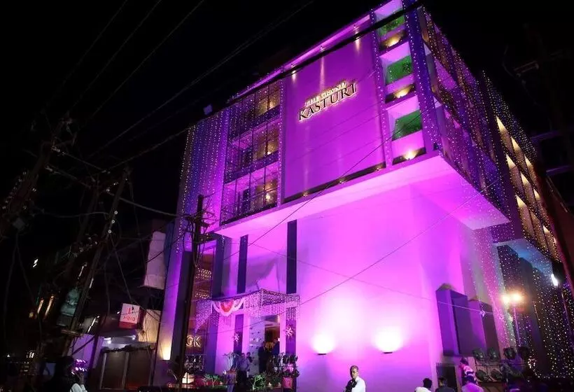 ホテル The Grand Kasturi