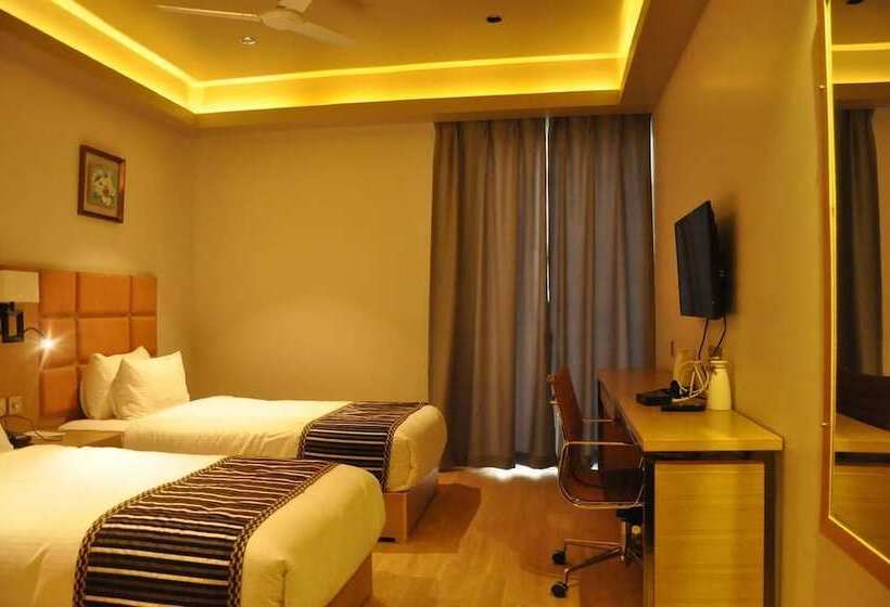 酒店 The Grand Kasturi