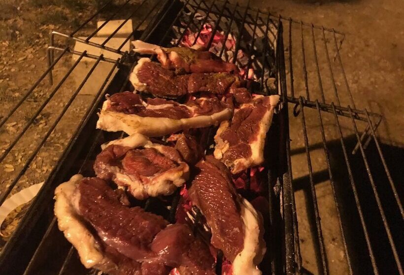 پانسیون Beit El Deek