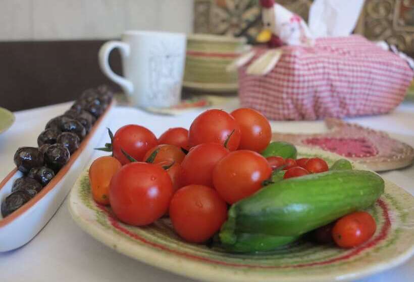 پانسیون Beit El Deek