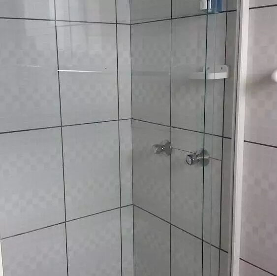 The Farmhouse B&b Beergarden Cc