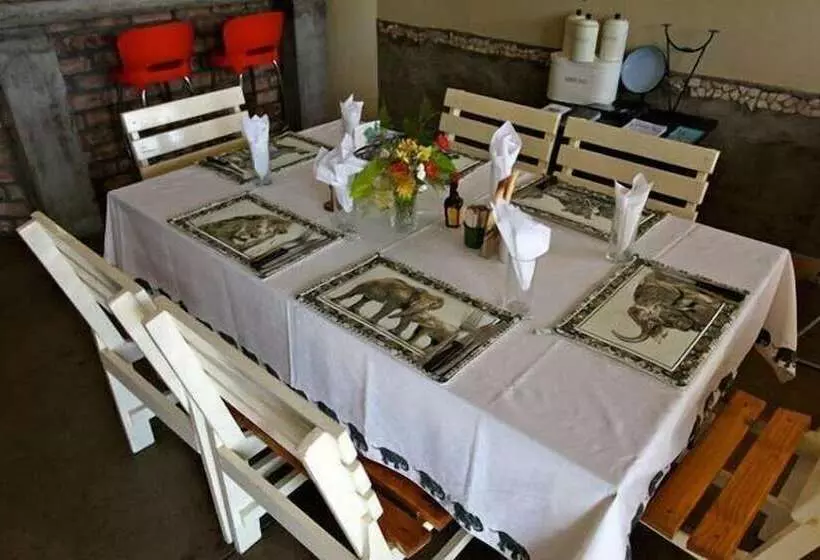 The Farmhouse B&b Beergarden Cc