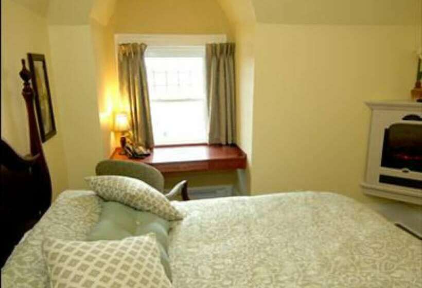 Bed and Breakfast Clocktower Inn