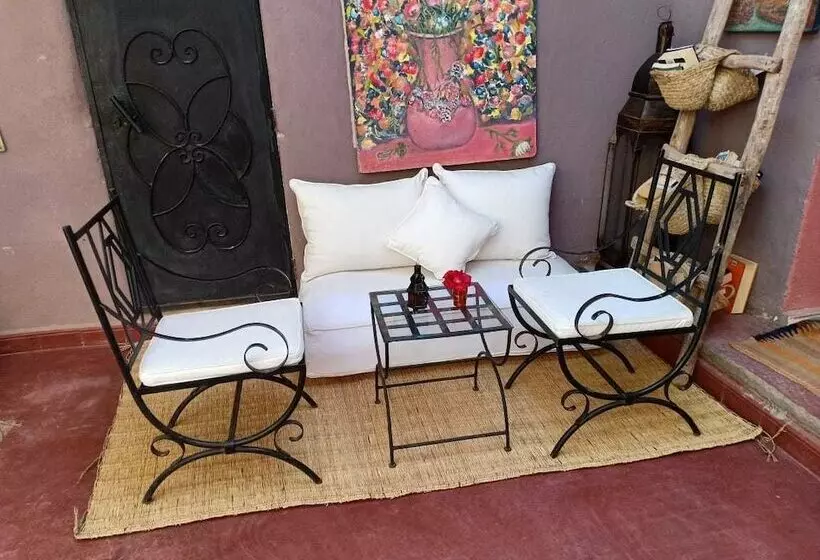 Aamiaismajoitus (B&B) Dar Tadout