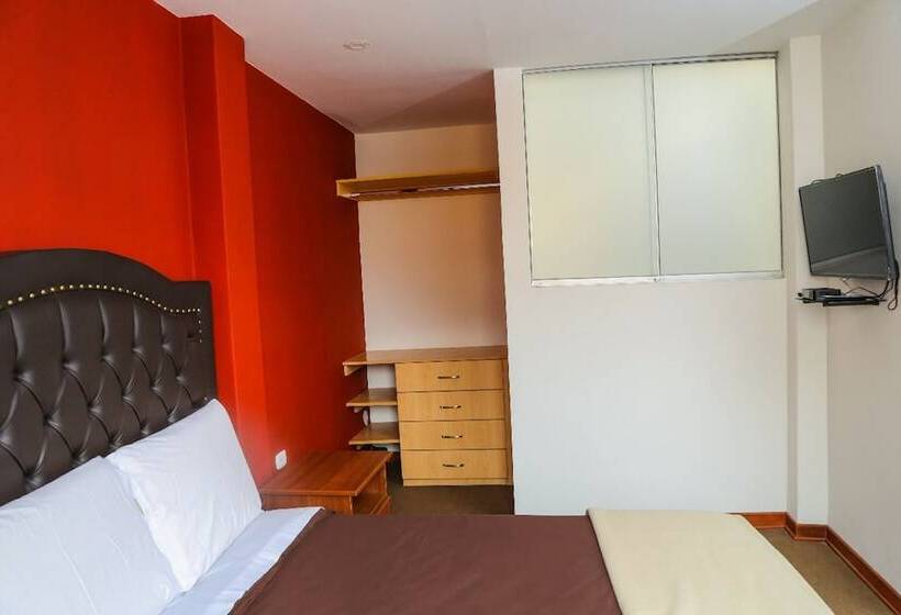 Хостел Real Marquez