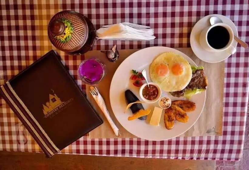 هتل Country Delights