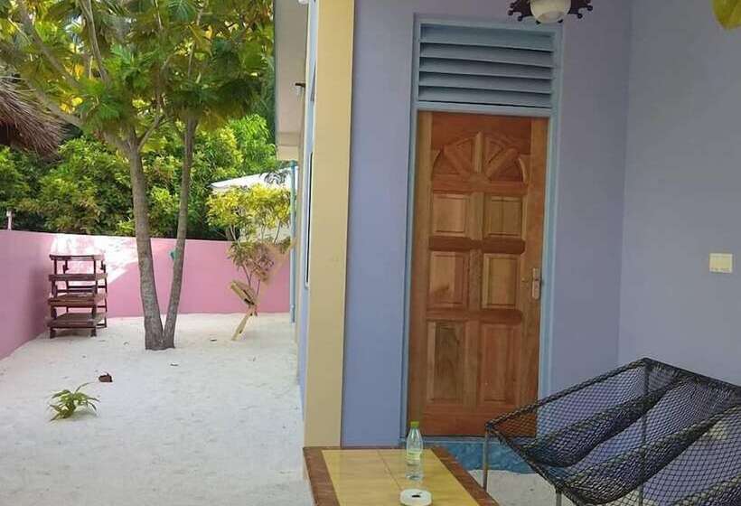 هتل Veyvah Inn Maldives