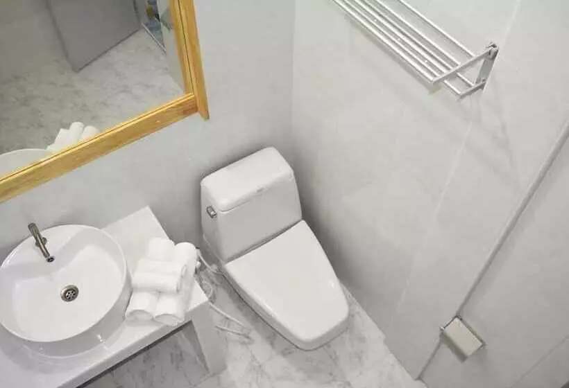 هتل Veyvah Inn Maldives