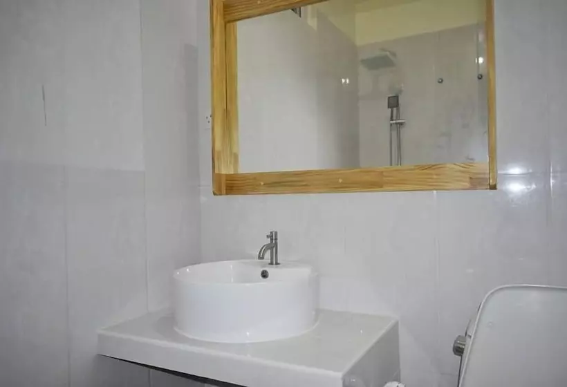 هتل Veyvah Inn Maldives