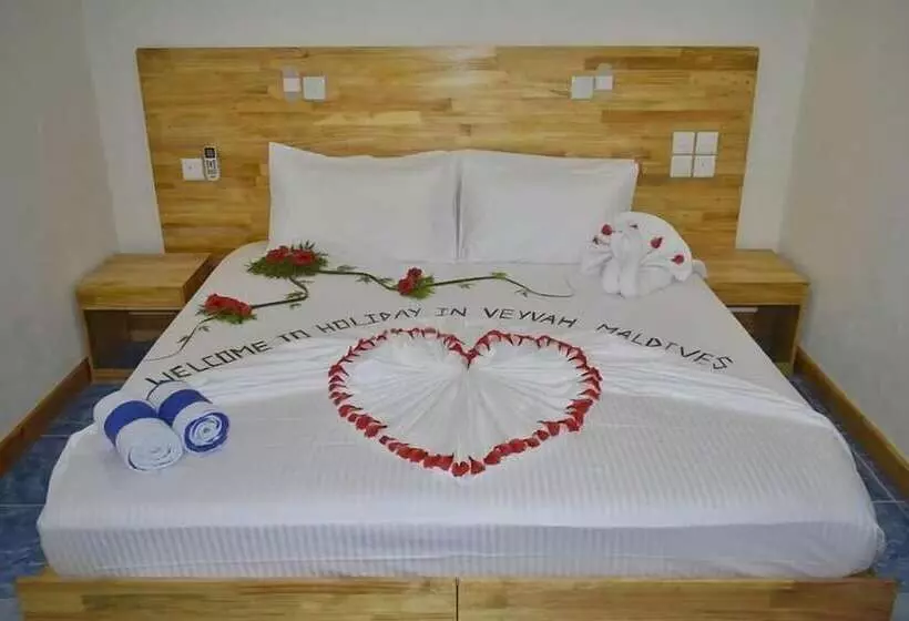 هتل Veyvah Inn Maldives