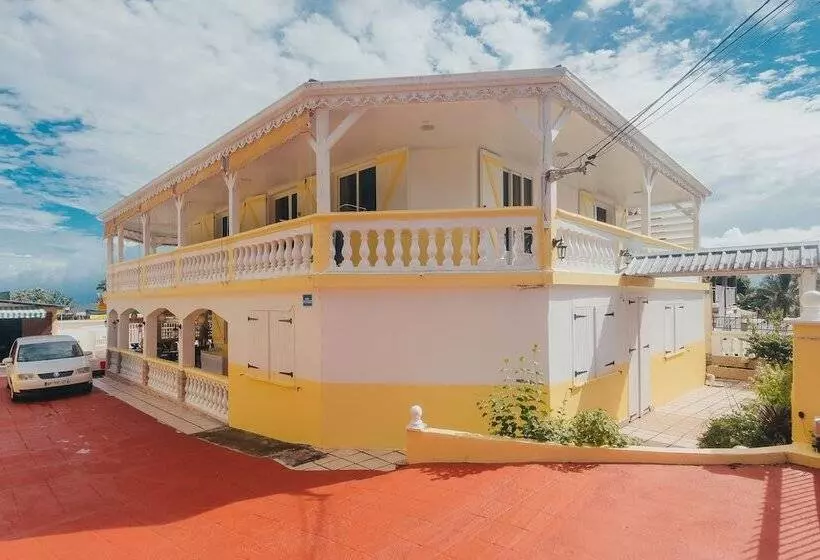 پانسیون Villa Mancina