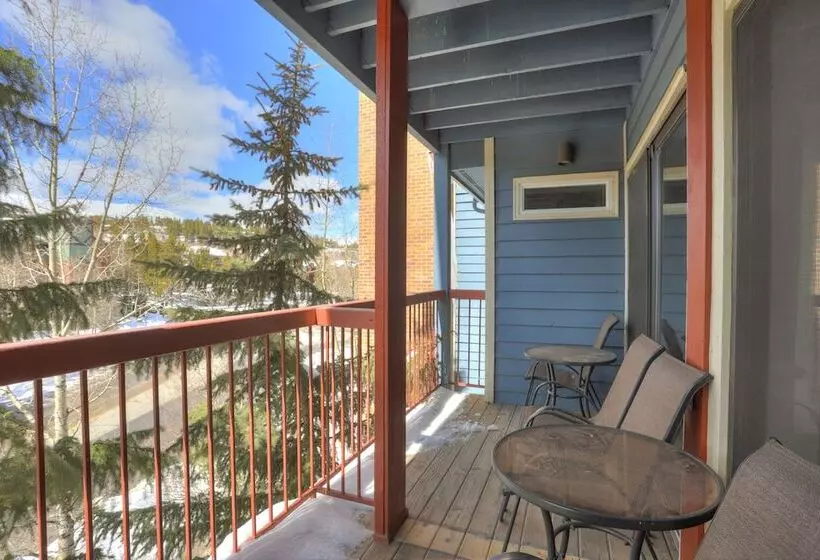 Hotelli 4br Renovated   Sleeps 12  Downtown Breck By Redawning