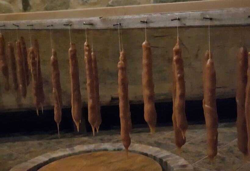 هتل Babaneuris Marani