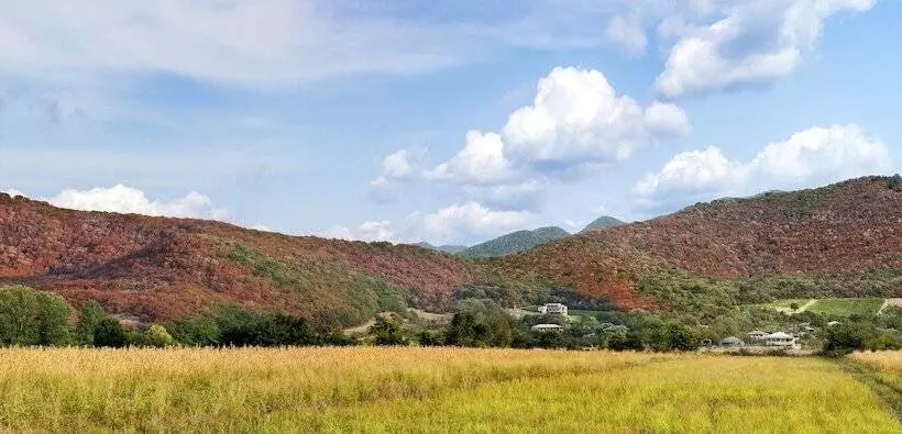 هتل Babaneuris Marani