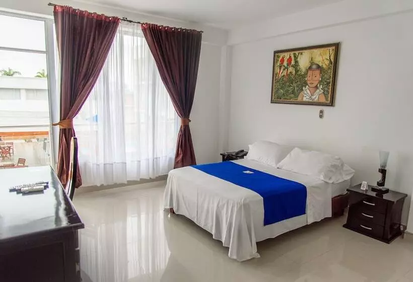 ホテル El Aeropuerto