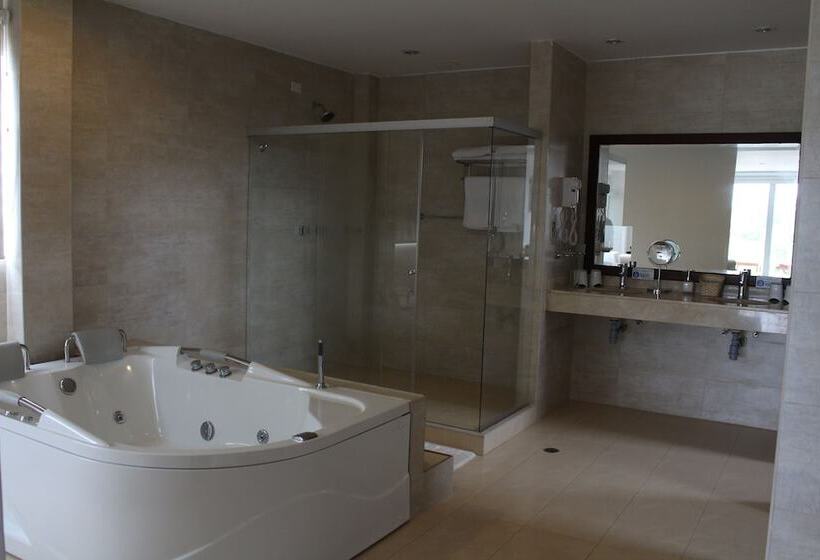 ホテル El Aeropuerto