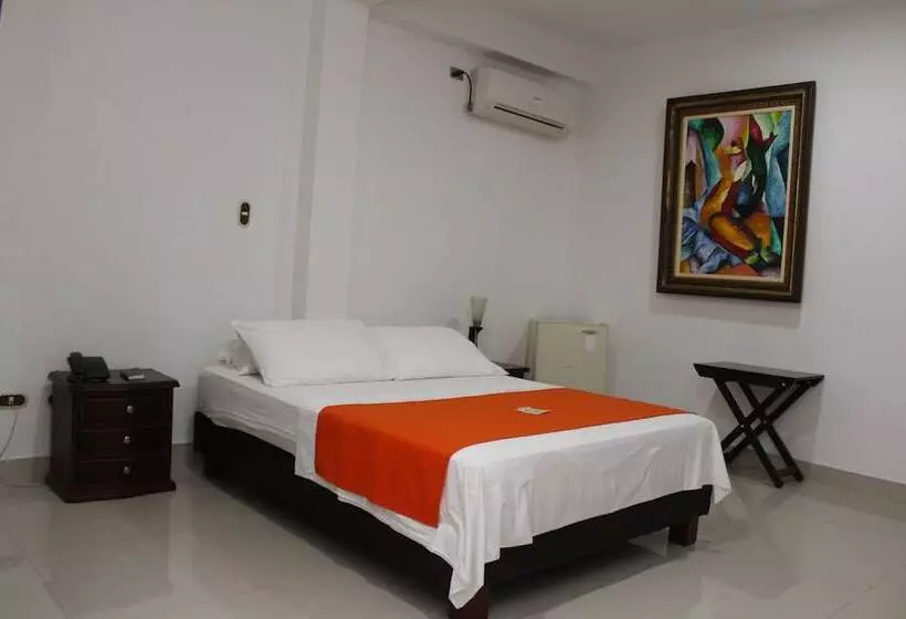 ホテル El Aeropuerto