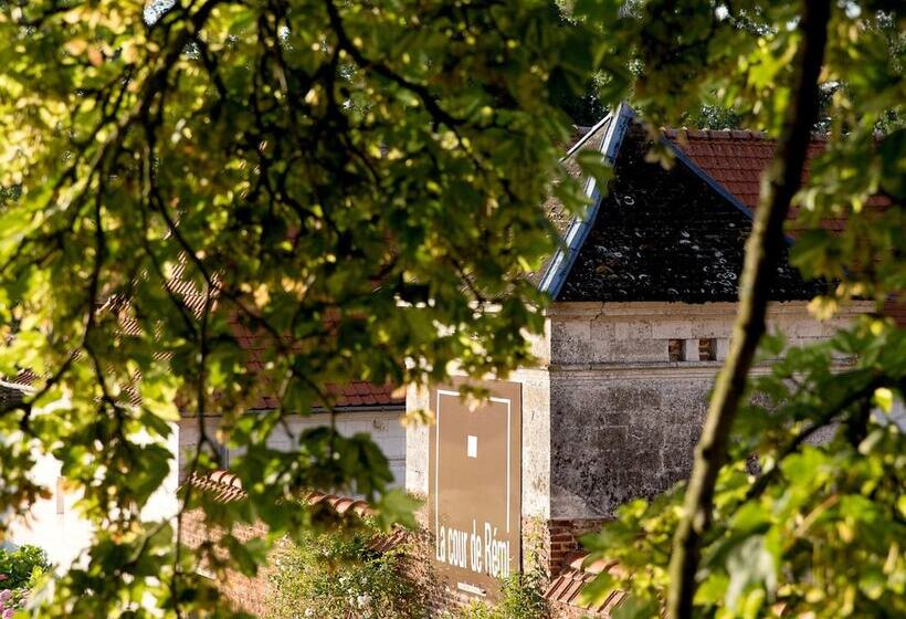 호텔 La Cour De Remi