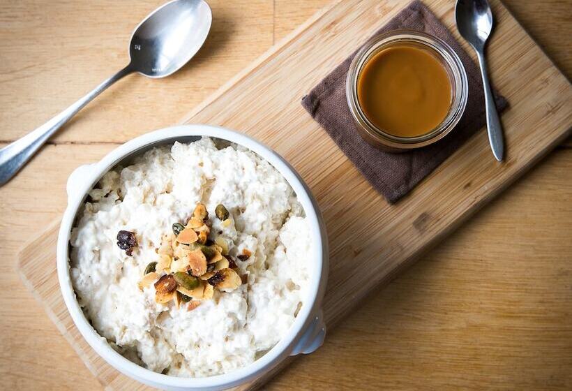 호텔 La Cour De Remi